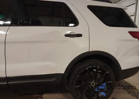 2013 Ford Explorer из США, поврежденный, VIN 1FM5K8B83DGA89606